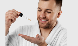 Skin Brightening Serum For Men: Benefits & How to Use