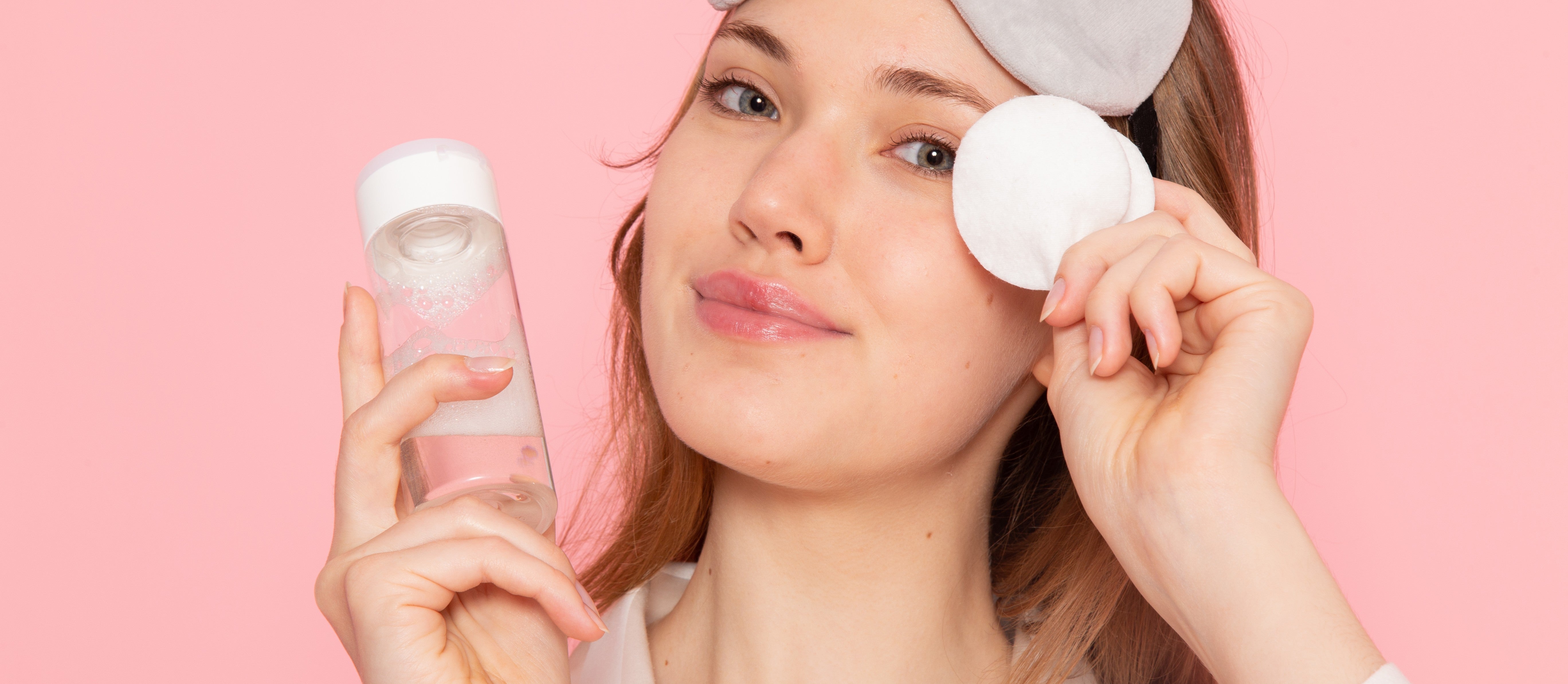 How and When To Use Toner in Skin Care Routine